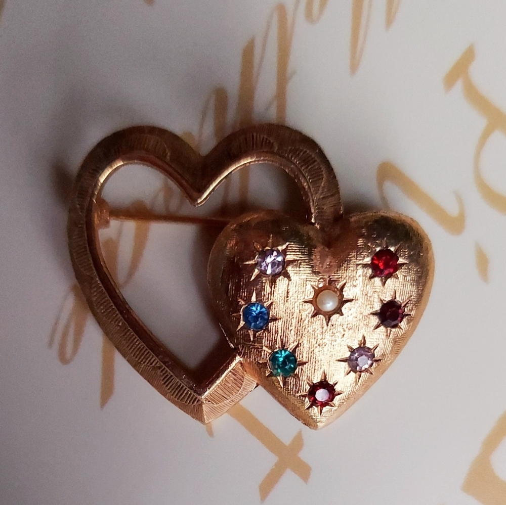 Vintage Double Heart Signed EMMONS Goldtone Rhinestones Pin Brooch Free Gift Bag